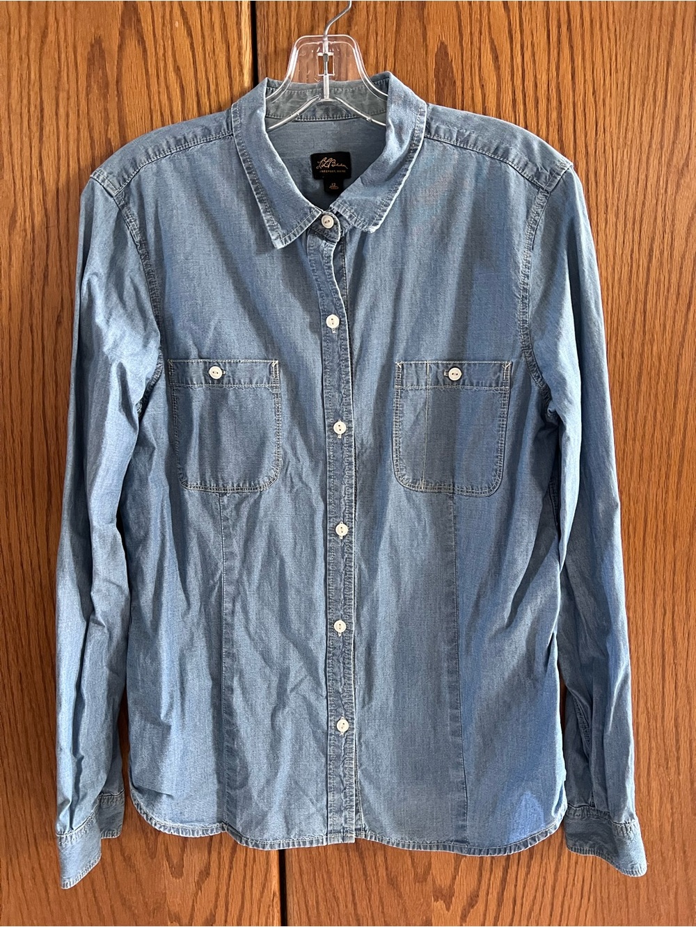 L.L.Bean Signature Chambray Button-Up Fitted Shirt